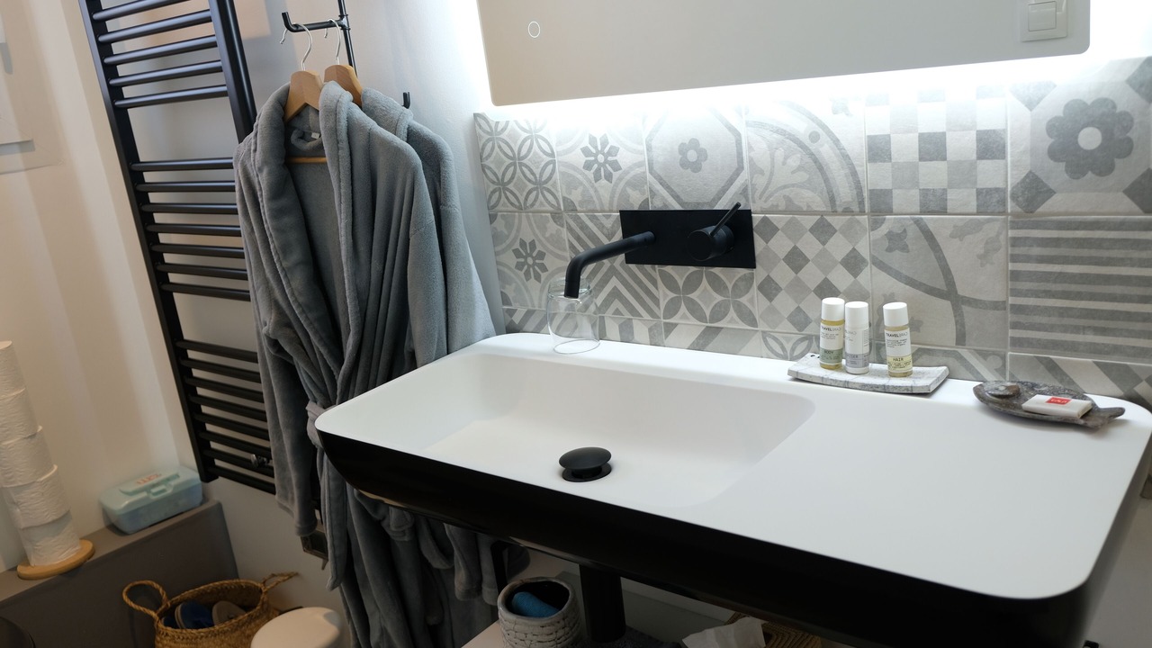 Photo of Bathroom in Ares