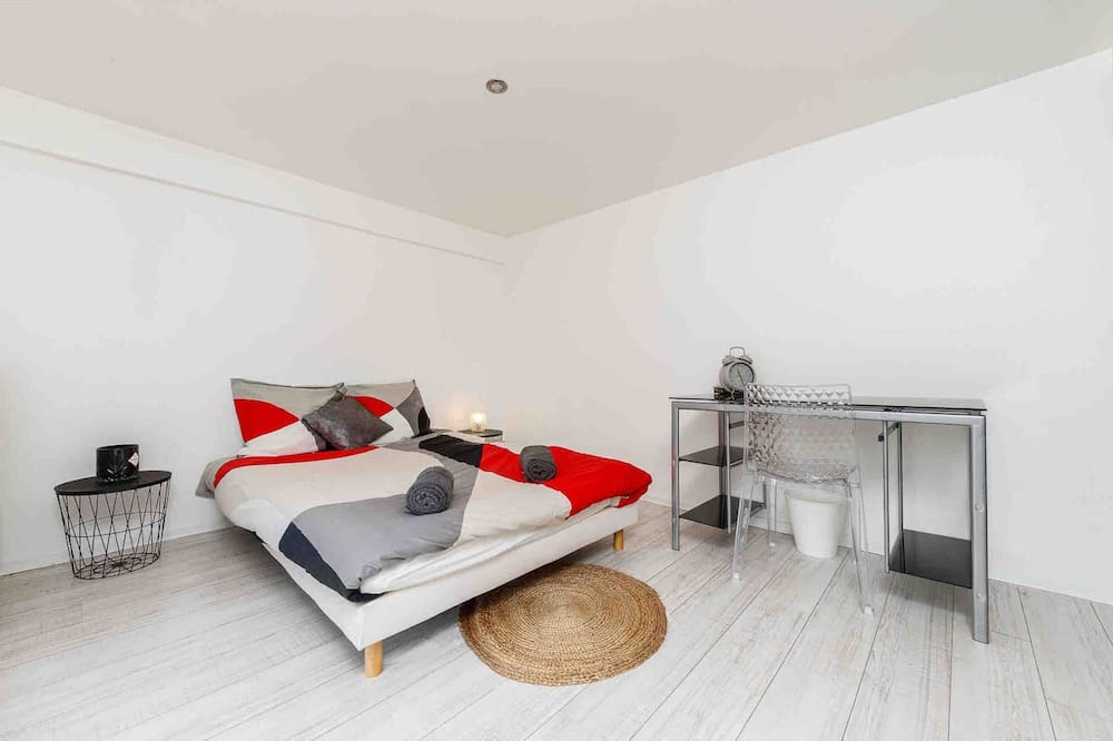 Photo of Livingroom in Begles