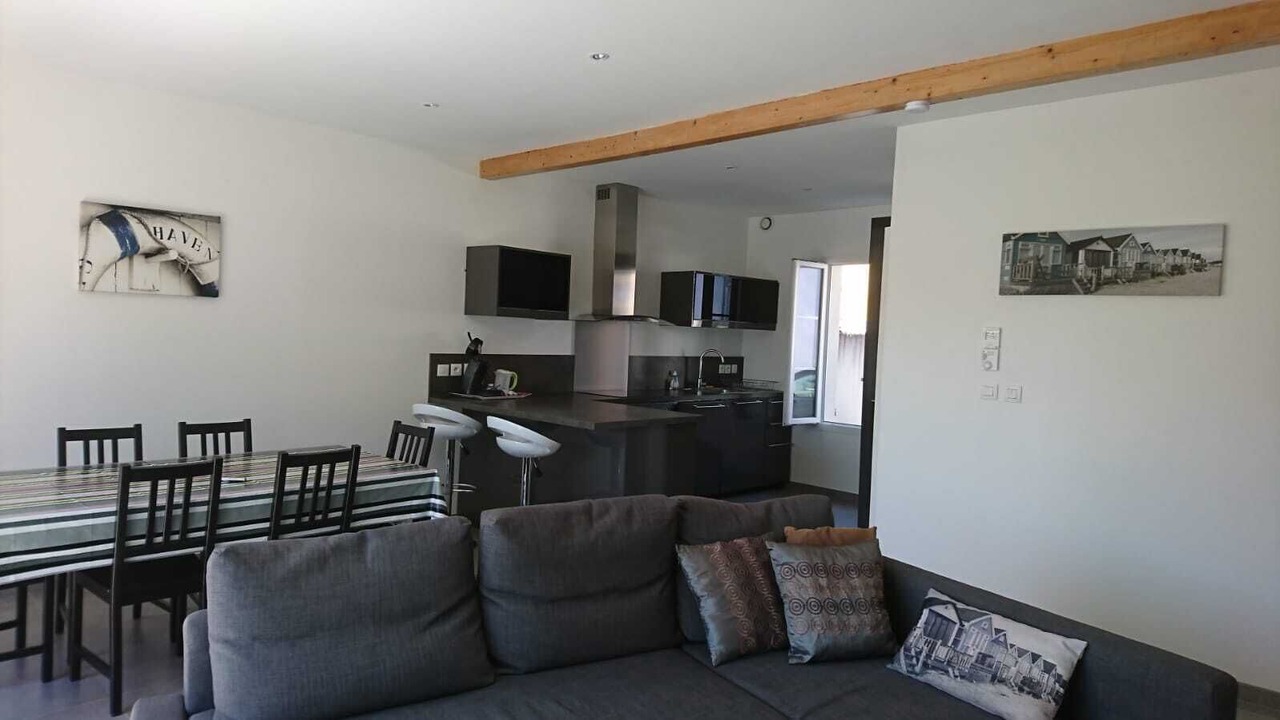 Photo of Livingroom in Port District