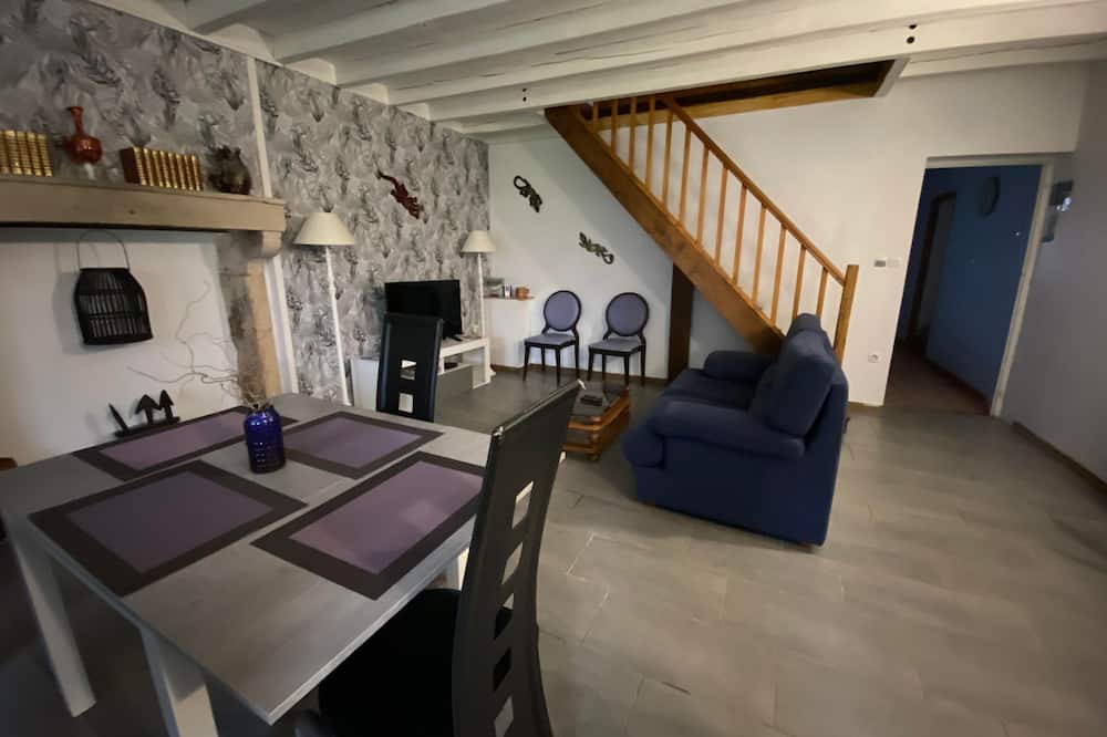 Photo of Livingroom in Savigne