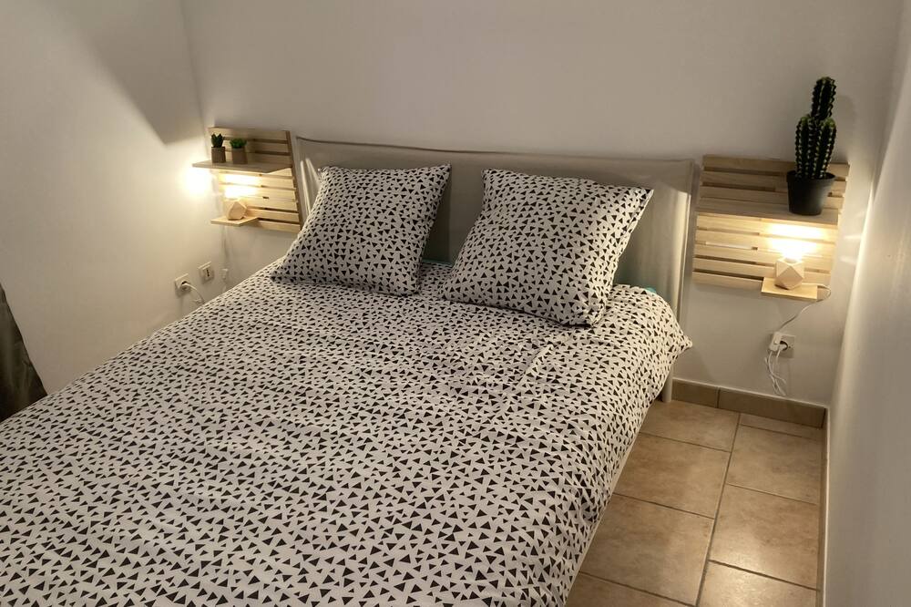 Photo of Bedroom in Lalinde