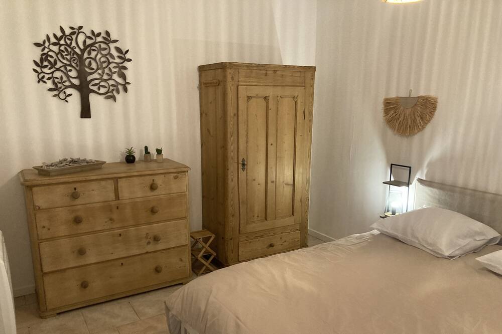 Photo of Bedroom in Lalinde