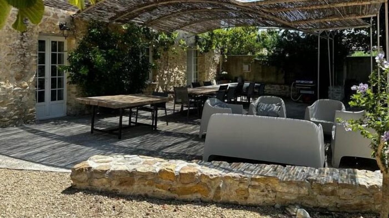 Photo of Outdoor in Mornas