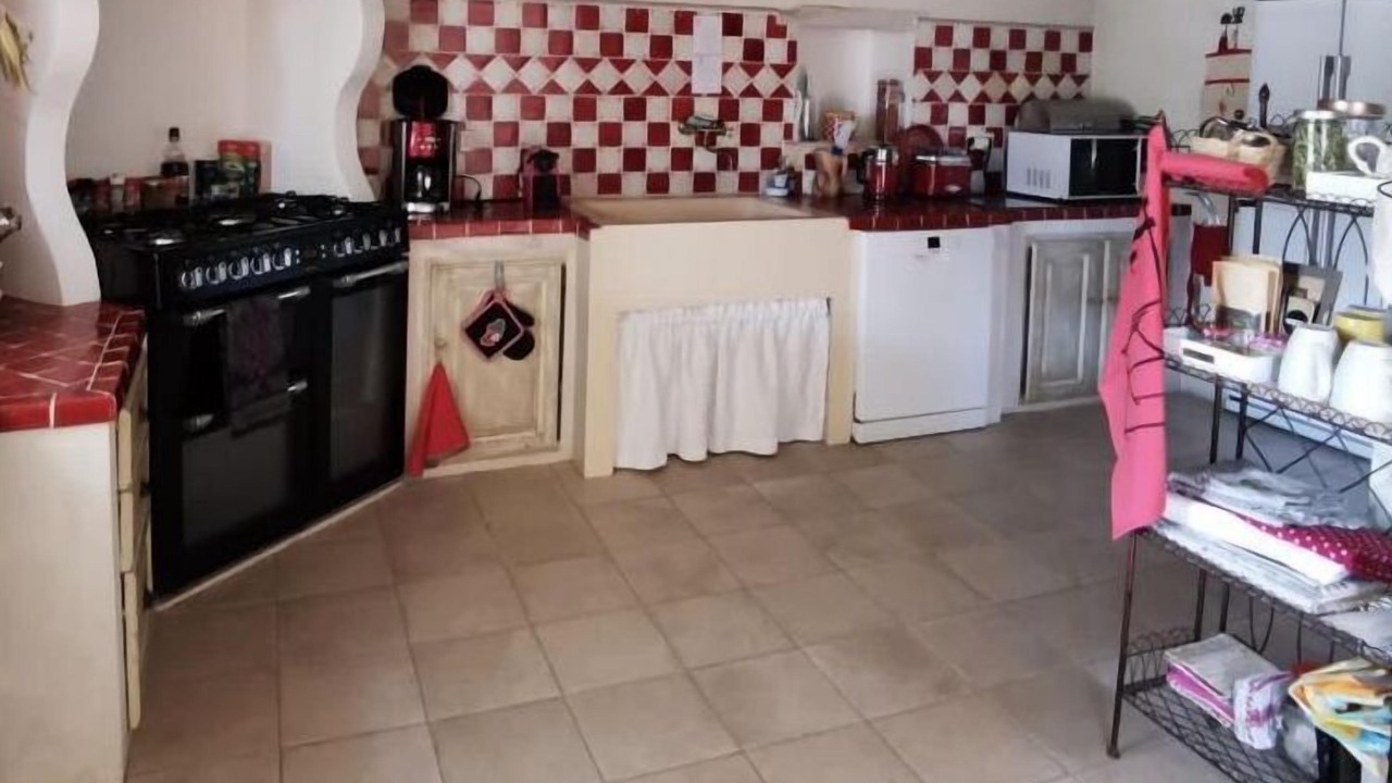 Photo of Kitchen in Mornas