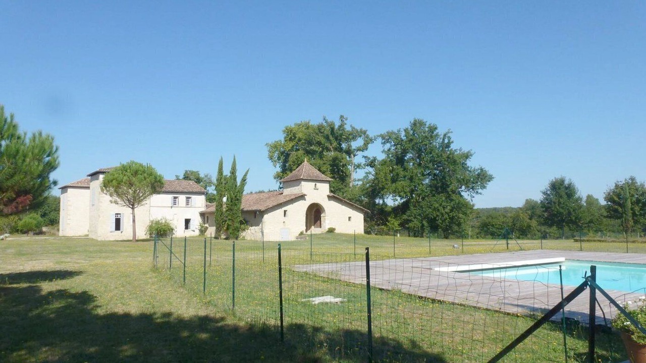 Photo of Outdoor in Pompejac