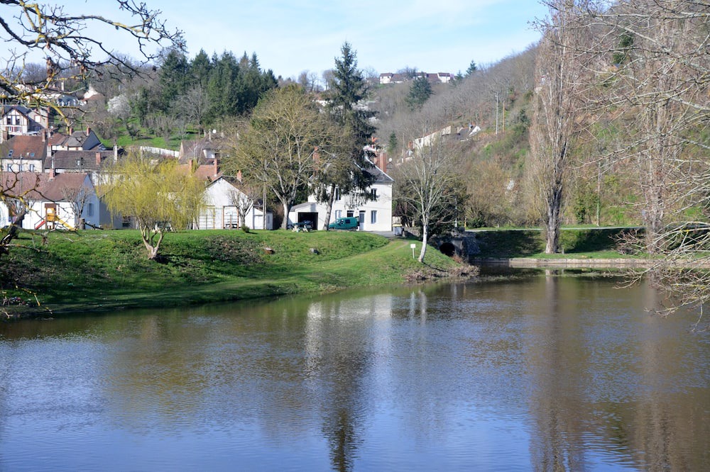 Photo of Others in Chambon-sur-Voueize