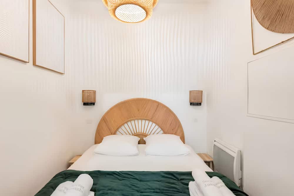 Photo of Bedroom in Chartrons