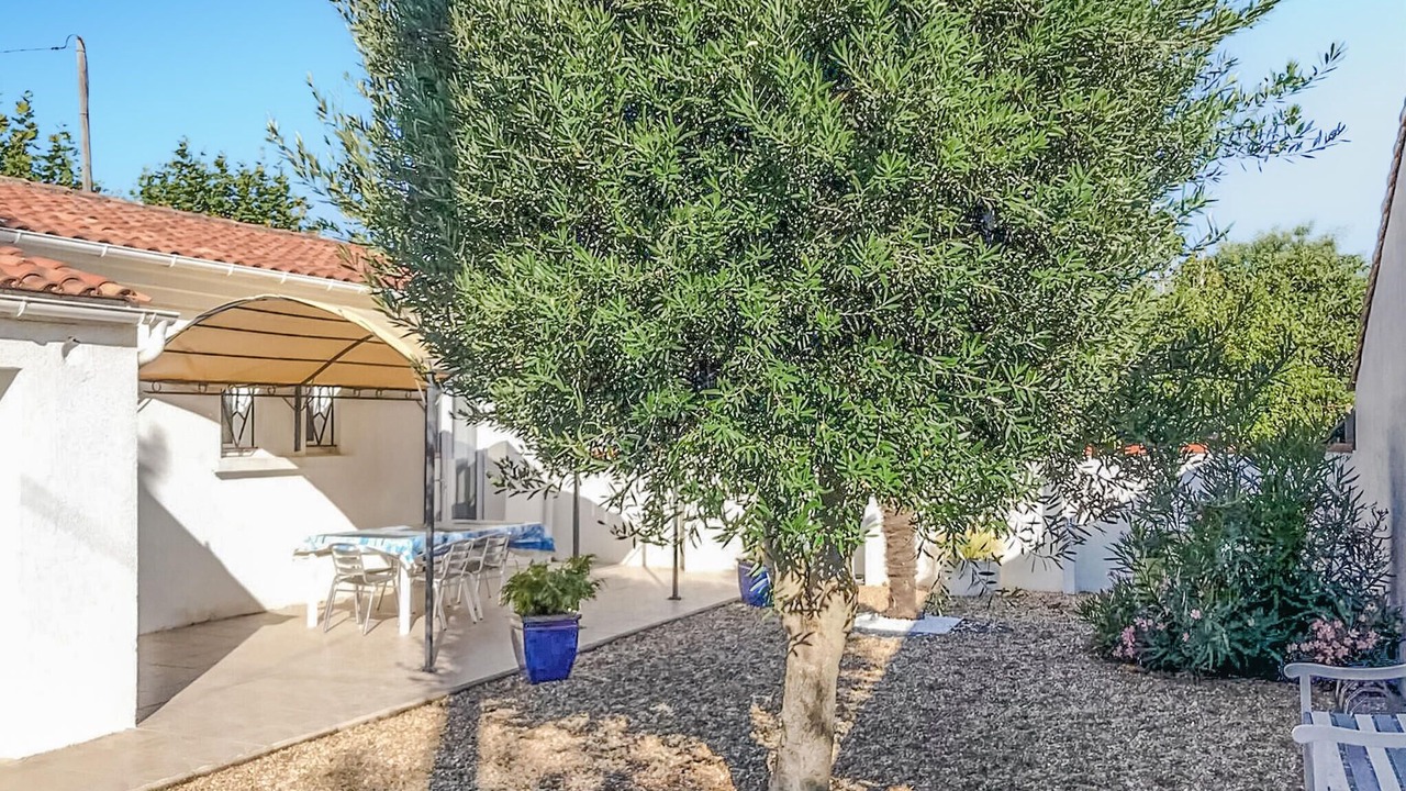 Photo of Outdoor in Port District