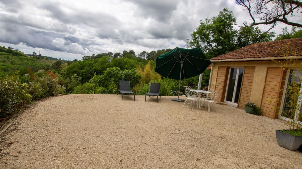 Photo of Outdoor in Saint-Andre-dAllas