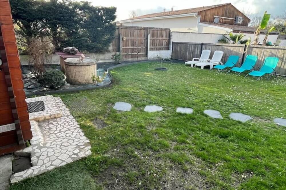 Photo of Outdoor in Villenave-d'Ornon