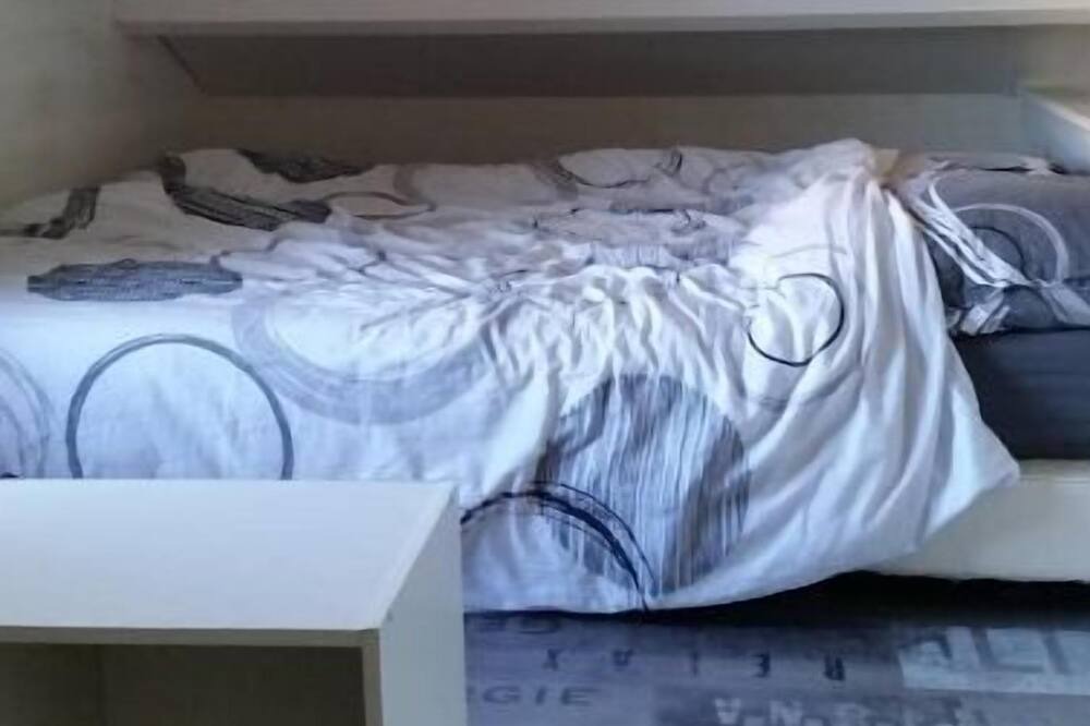 Photo of Bedroom in Villenave-d'Ornon