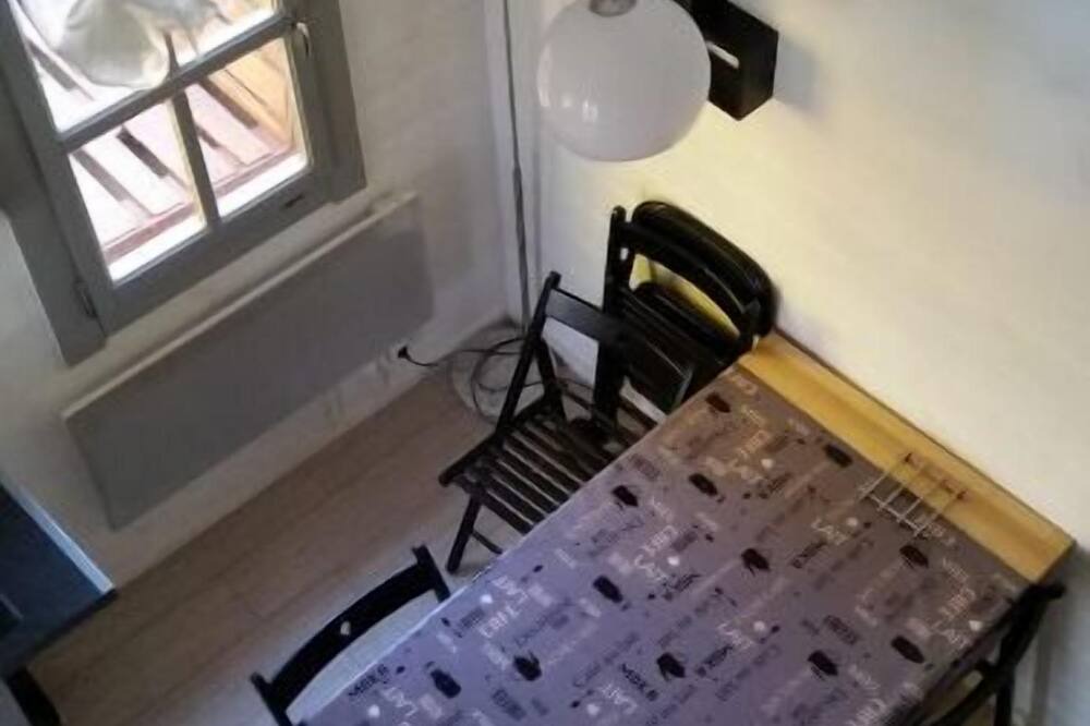 Photo of Bedroom in Villenave-d'Ornon