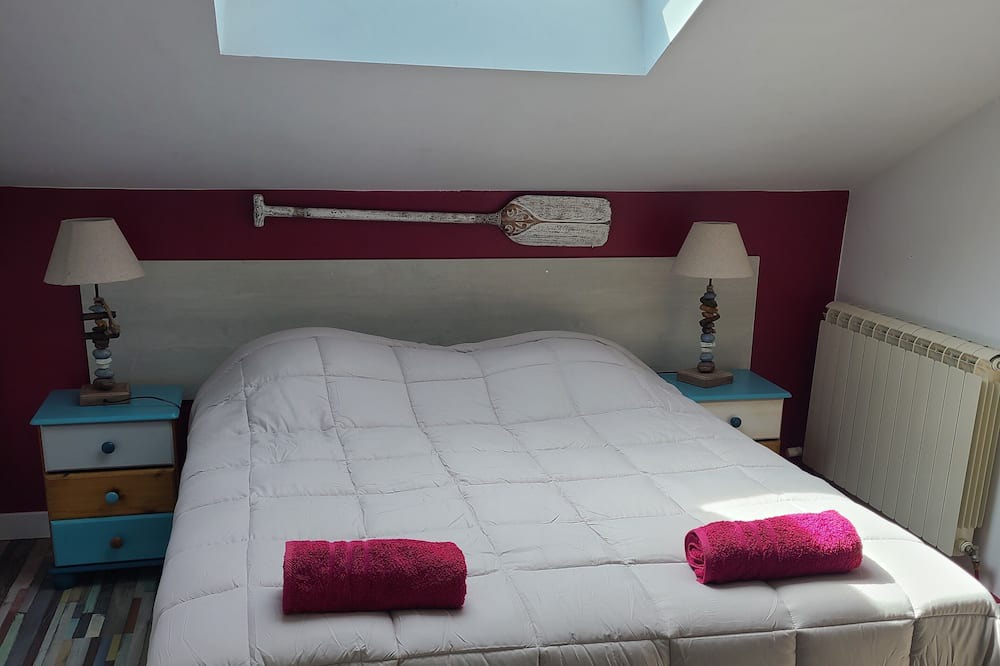 Photo of Bedroom in Brives-sur-Charente