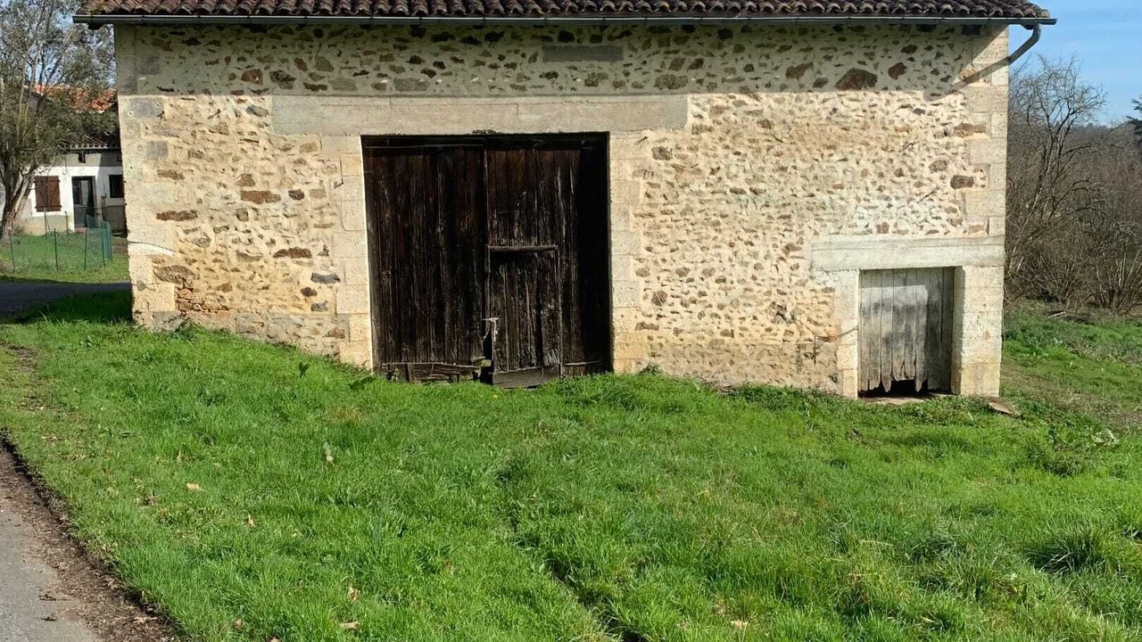 Photo of Outdoor in Ecuras