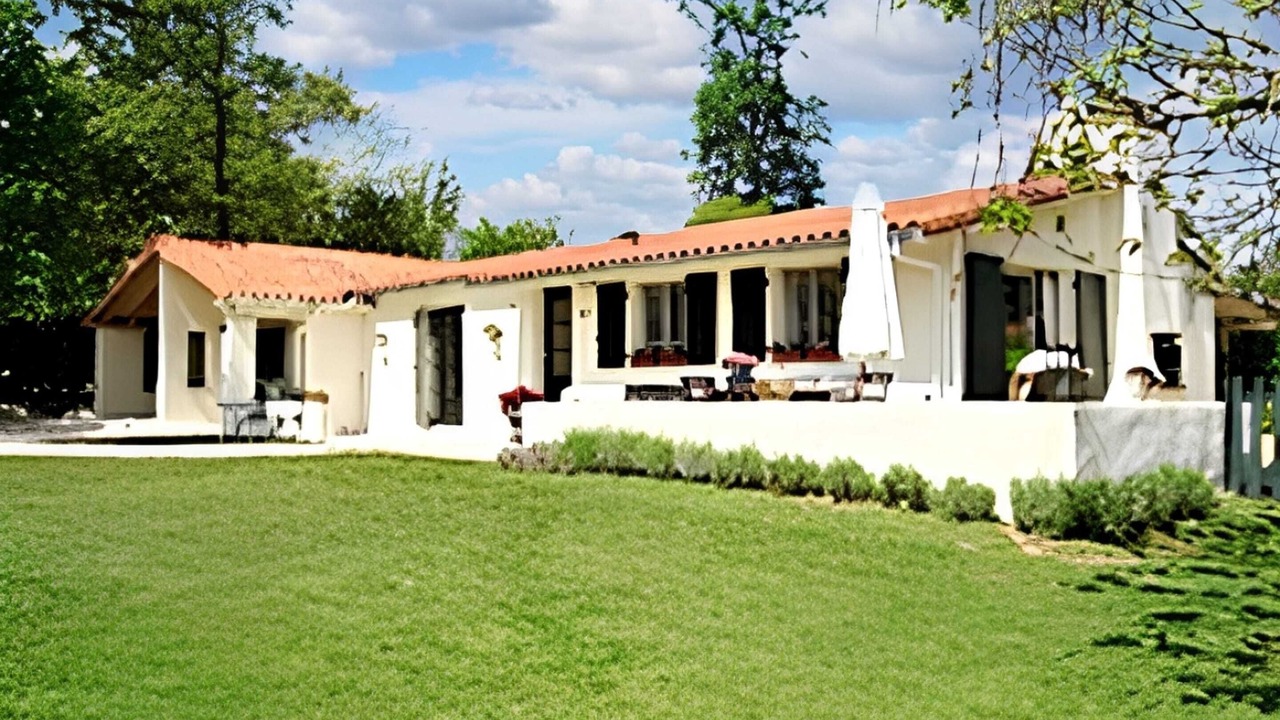 Photo of Outdoor in Ecuras