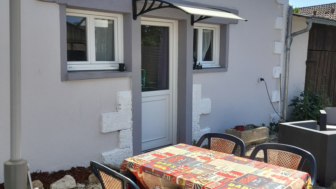 Photo of Outdoor in Beaumont Saint-Cyr