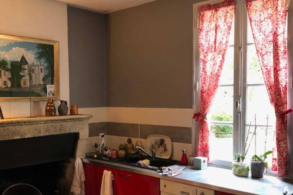 Photo of Kitchen in Sainte-Croix-Du-Mont
