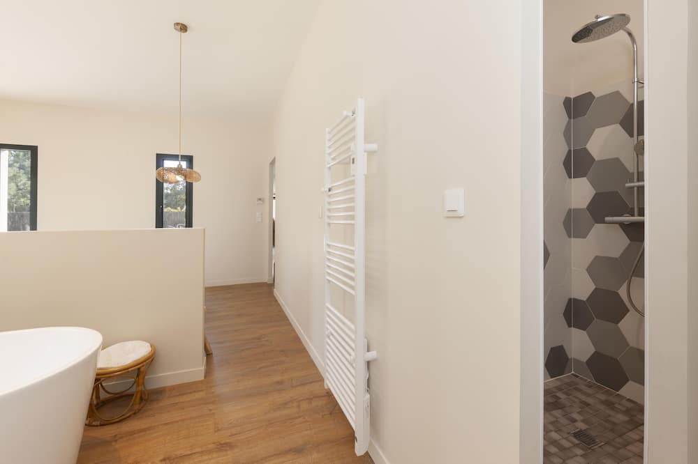 Photo of Bathroom in Canenx-et-Reaut
