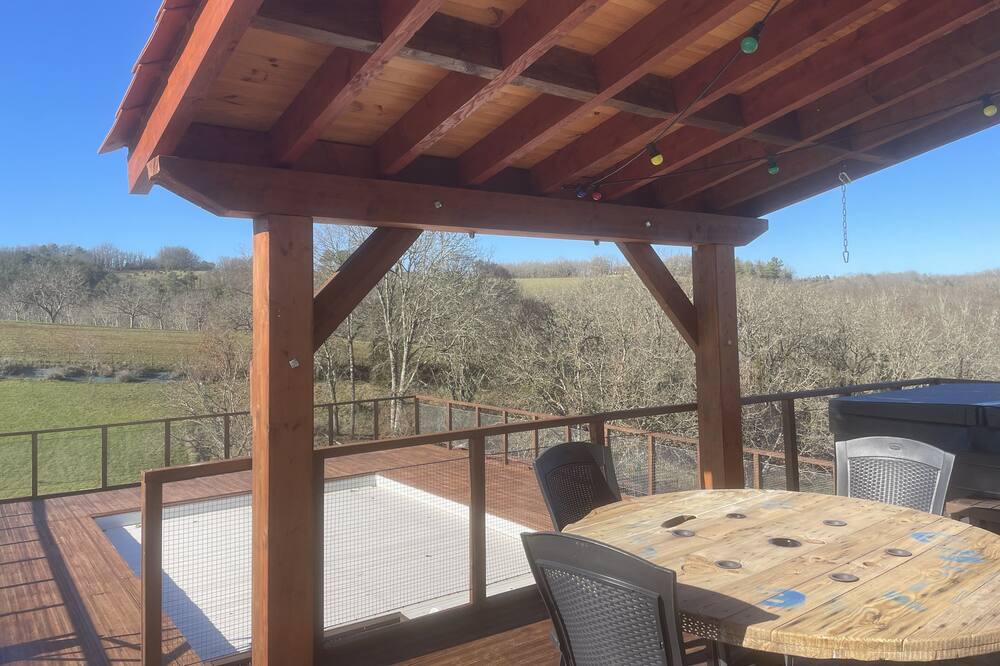 Photo of Outdoor in Saint-Cybranet