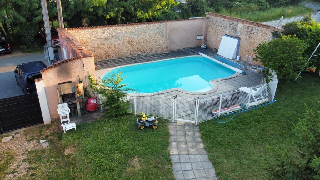 Photo of Outdoor in Vouneuil-sous-Biard