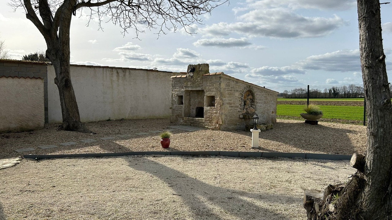 Photo of Outdoor in Authon-Ebeon