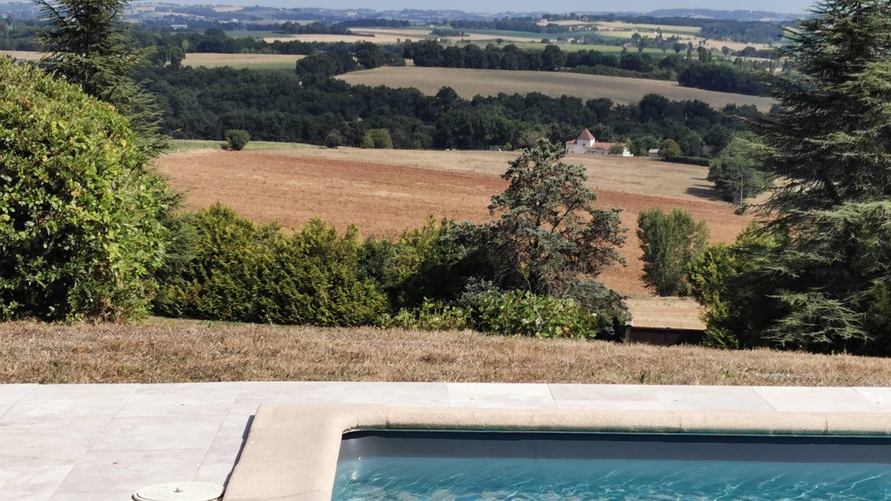 Photo of Outdoor in Nerac