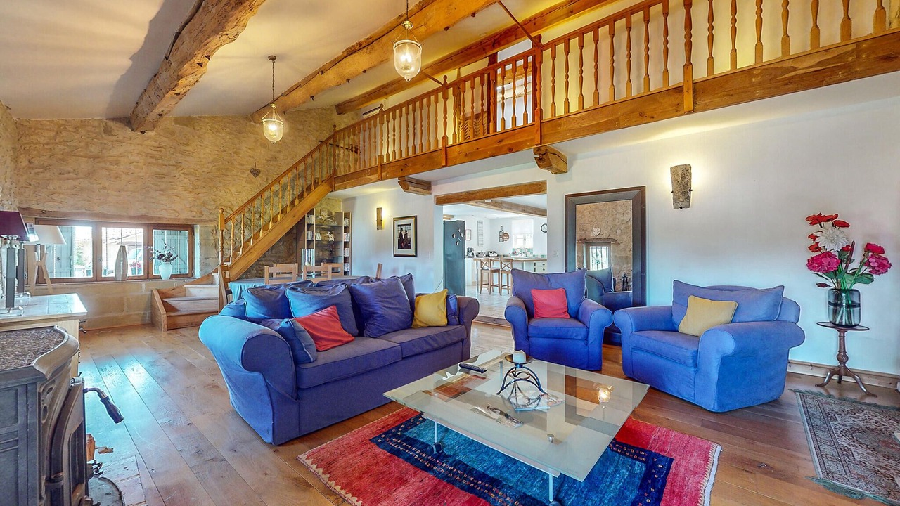 Photo of Livingroom in Armillac