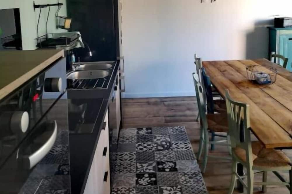 Photo of Kitchen in Maylis