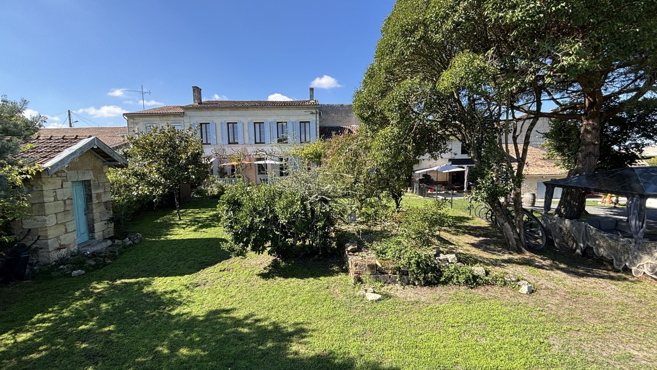 Photo of Others in Saint-Estephe