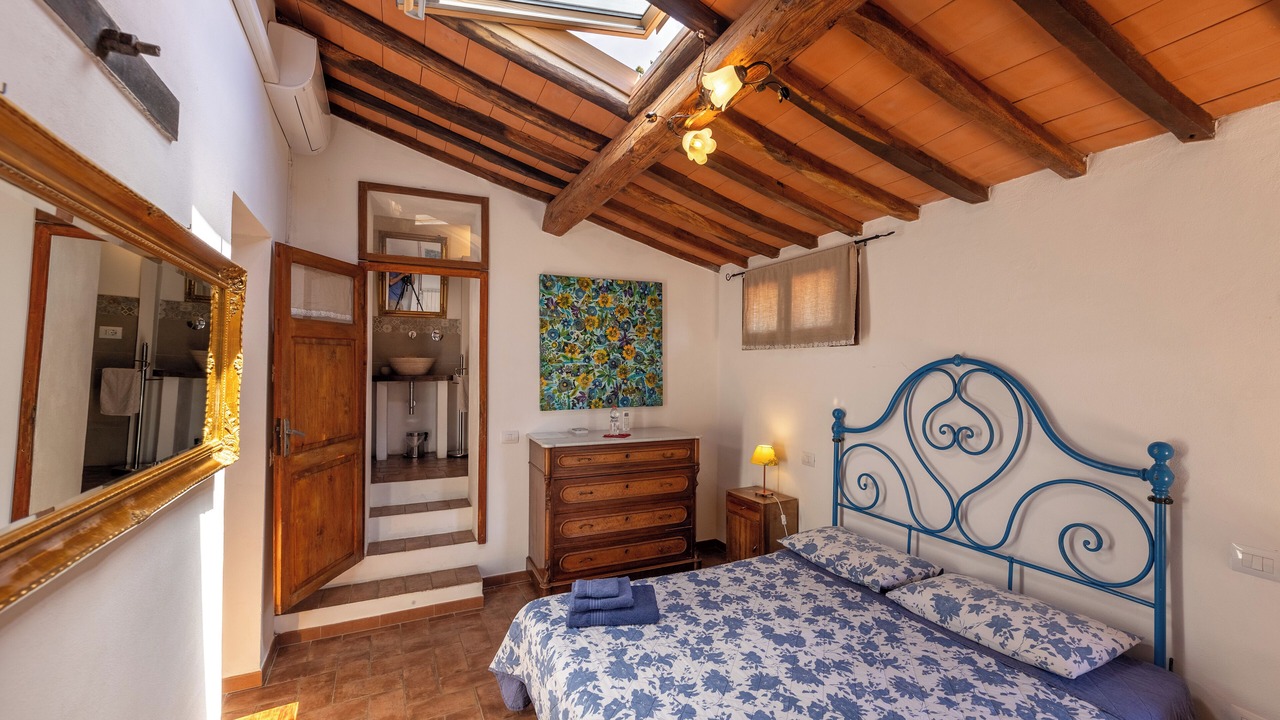 Photo of Bedroom in Montalcino