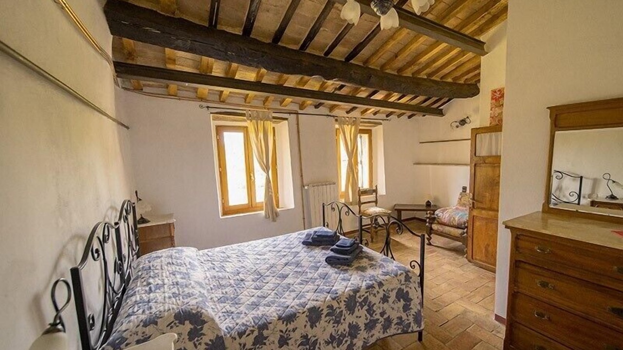 Photo of Bedroom in Montalcino
