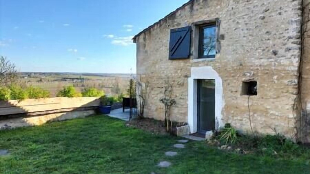Photo of Outdoor in Saint-Simeux