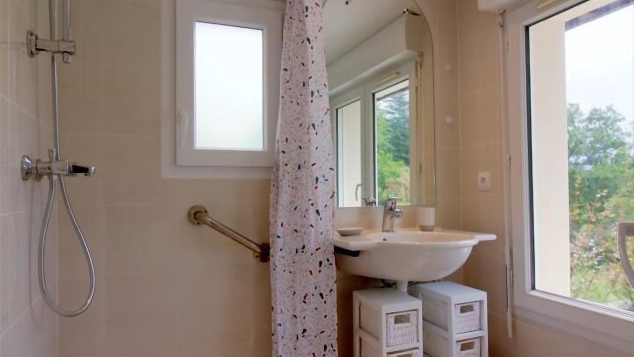 Photo of Bathroom in Tabanac