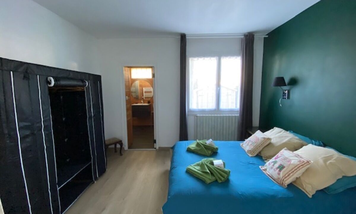 Photo of Bedroom in Lalinde