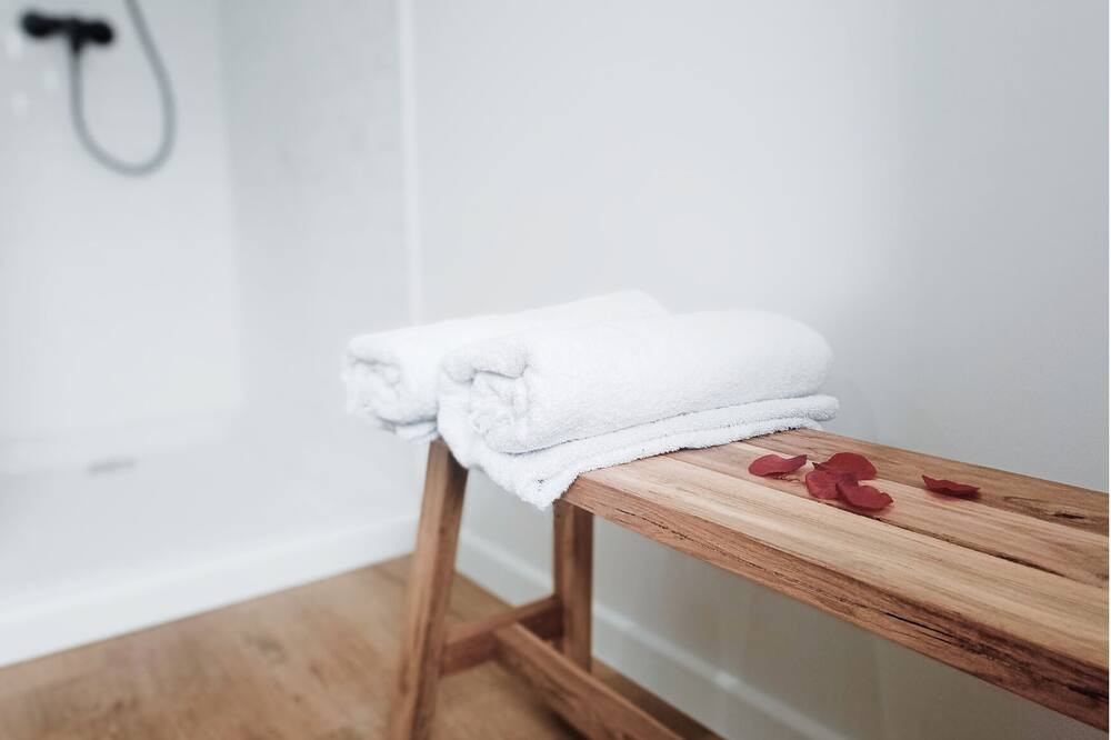 Photo of Bathroom in Proissans