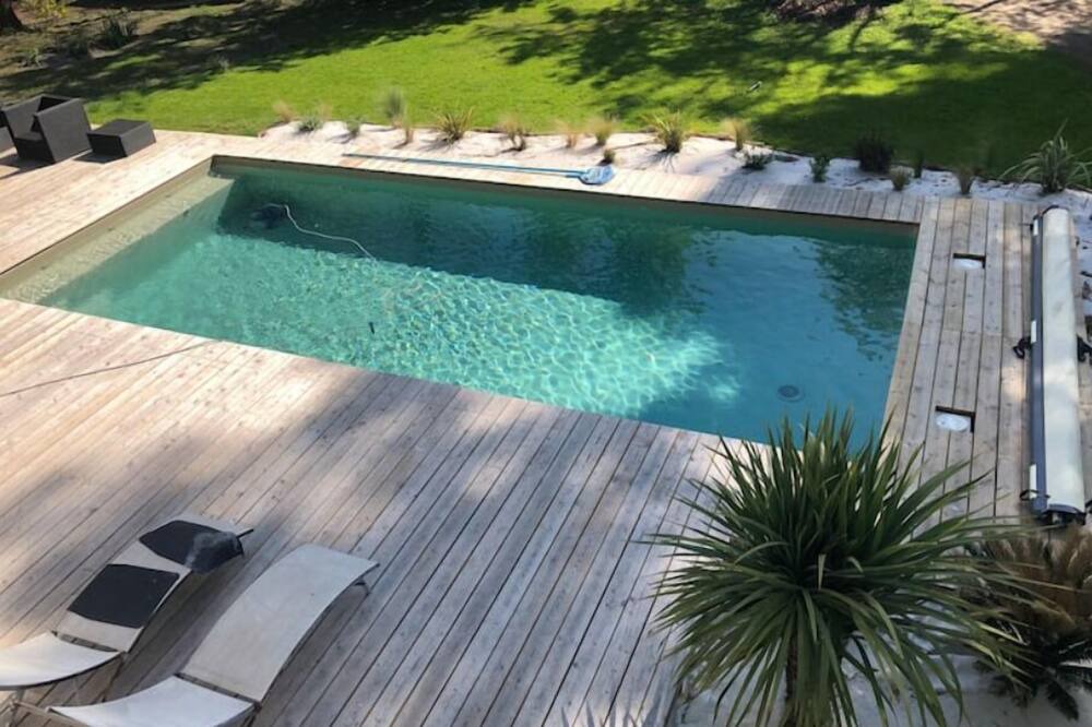 Photo of Outdoor in Pessac