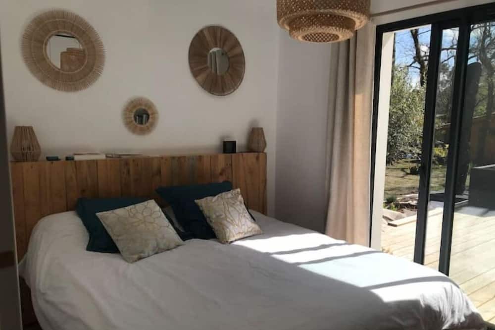 Photo of Bedroom in Pessac