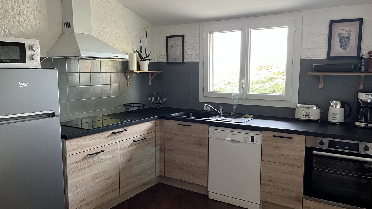 Photo of Kitchen in Puisseguin