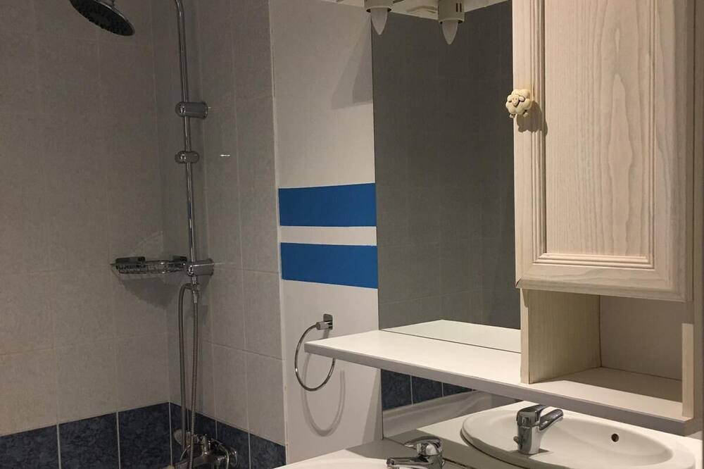 Photo of Bathroom in Archignac