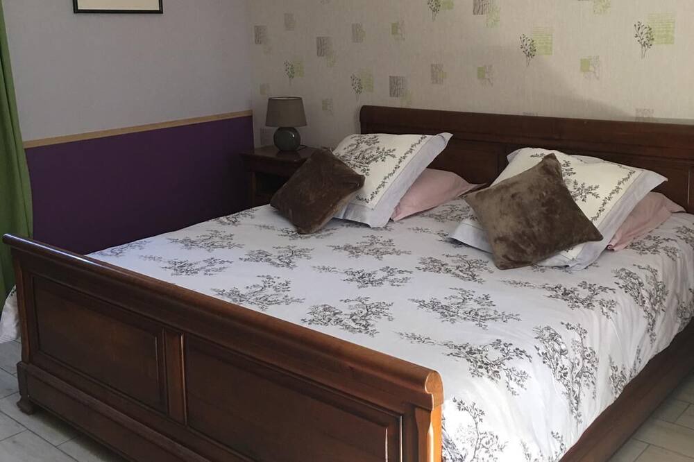 Photo of Bedroom in Archignac