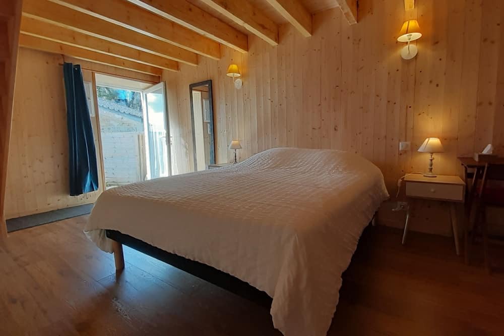 Photo of Bedroom in Courcoury