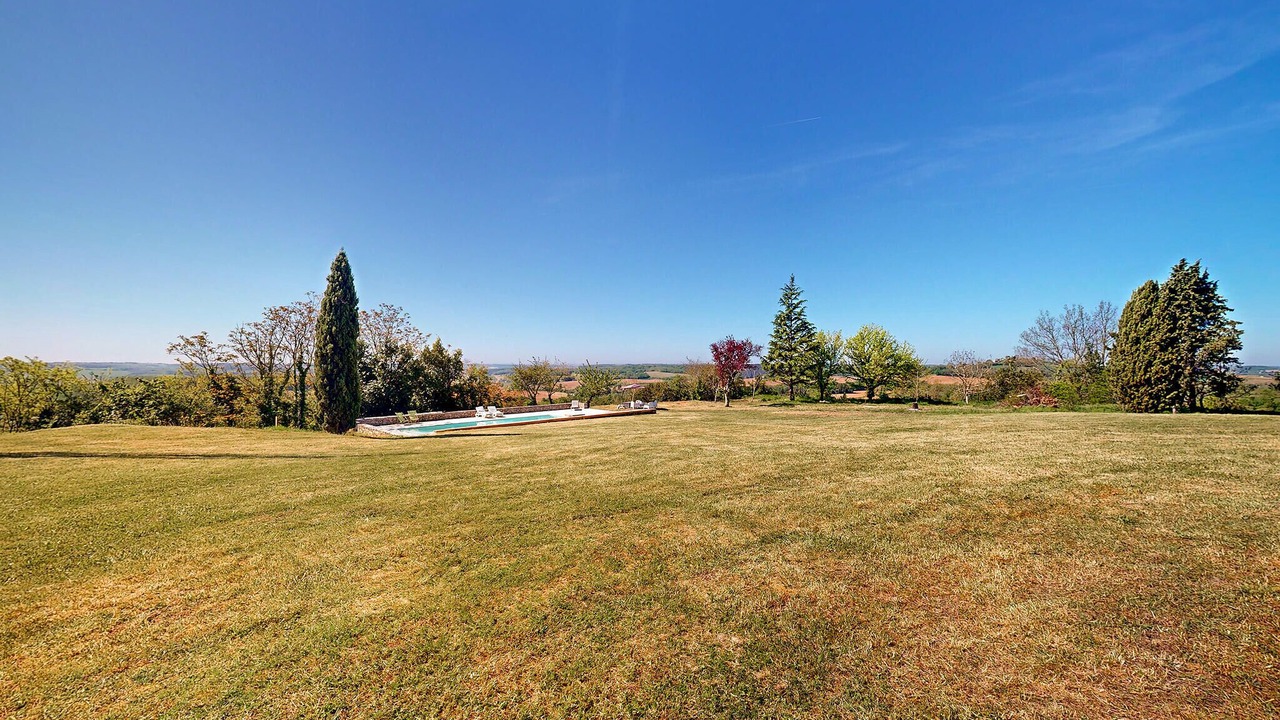 Photo of Outdoor in Tombeboeuf