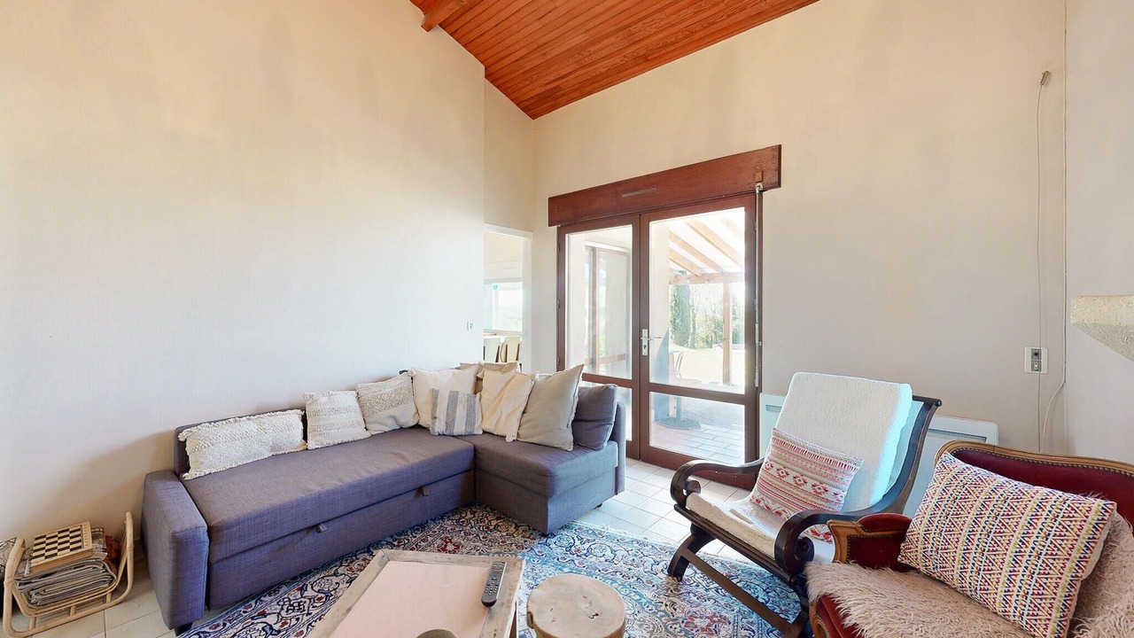 Photo of Livingroom in Tombeboeuf