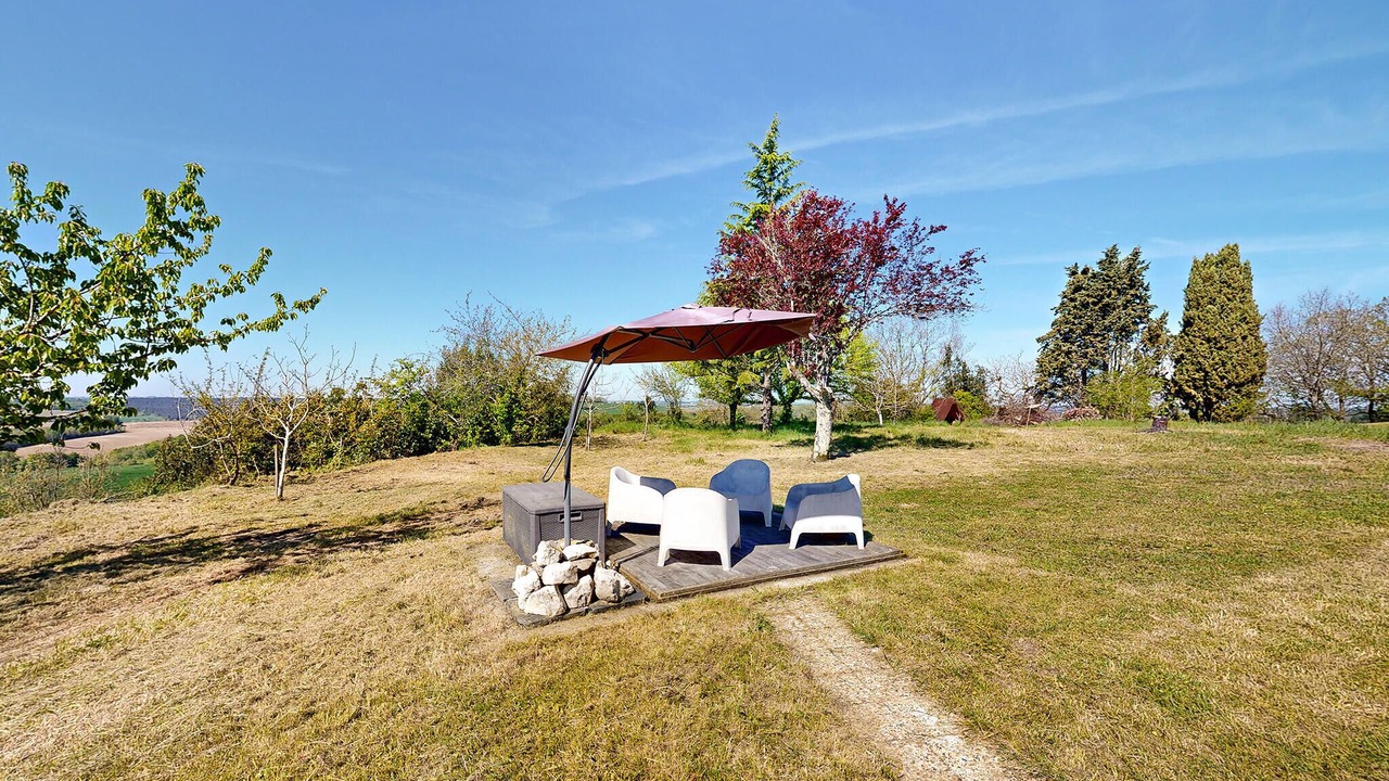 Photo of Outdoor in Tombeboeuf