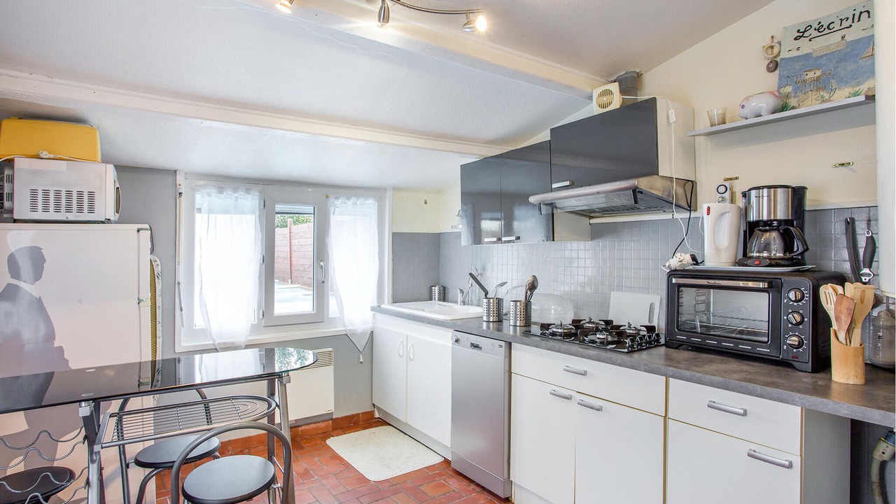 Photo of Kitchen in Port-des-Barques