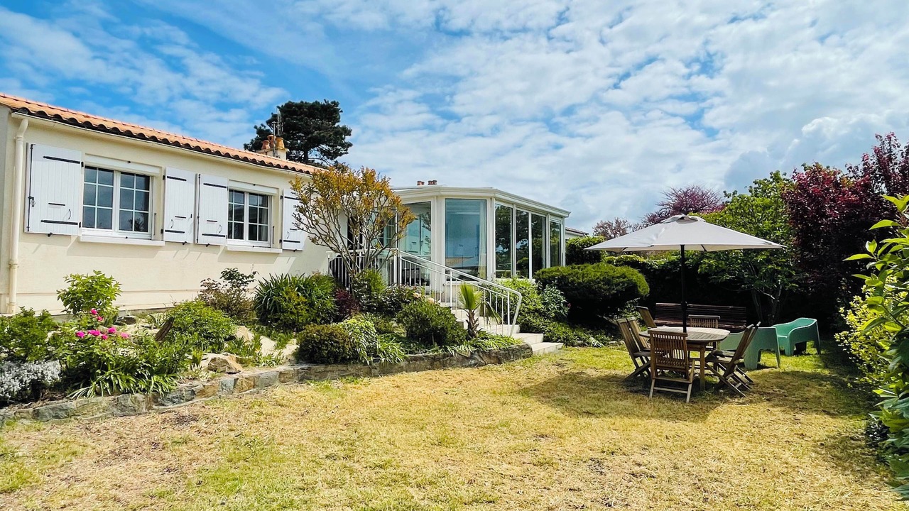 Photo of Outdoor in LHoumeau