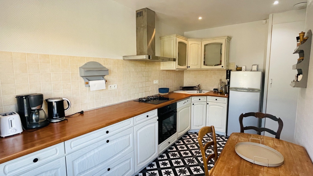 Photo of Kitchen in LHoumeau