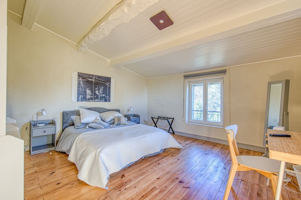 Photo of Bedroom in Rauzan