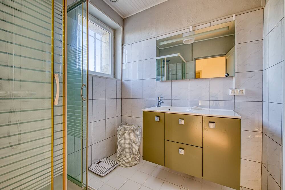 Photo of Bathroom in Rauzan