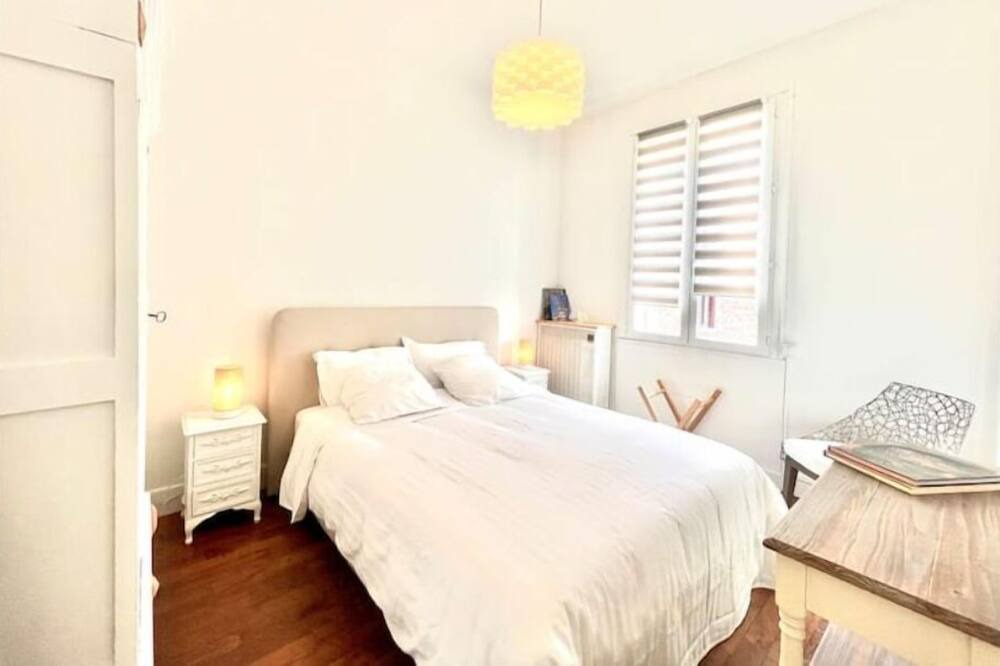 Photo of Bedroom in Limoges
